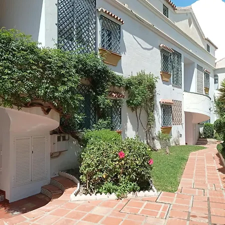 Rosas Apartamento Nerja