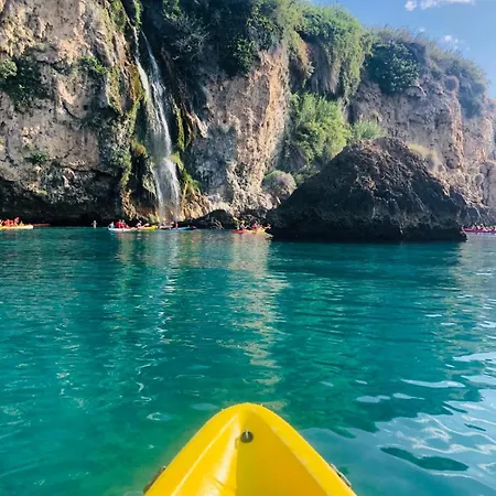 Rosas Διαμέρισμα *